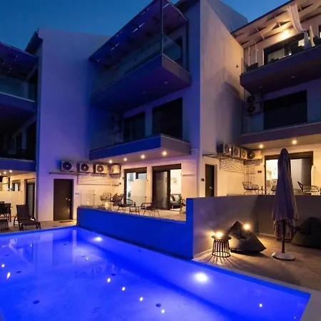 Apartment Above Blue Maisonettes Grey Diamond